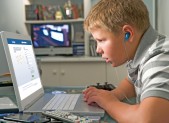 MAGAZINE – Facebook et les jeunes : décryptage d’un phénomène HD-370---facebook-2