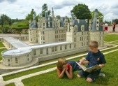 MAGAZINE – Sorties en famille : le parc des mini-châteaux d’Amboise HD-372--minichateaux