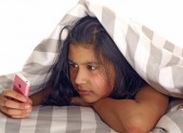 MAGAZINE – Le smartphone, meilleur ami des adolescents… HD-373---smart-2