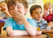DOSSIER – Rythmes scolaires : une réforme casse-tête HD-375---dossier-en-classe